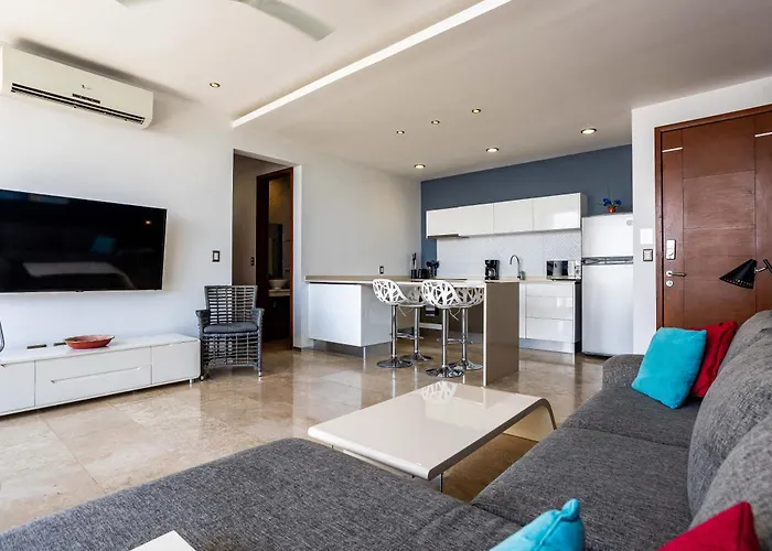 Apartment Beautiful 2bd 2bth, Ocean Views *